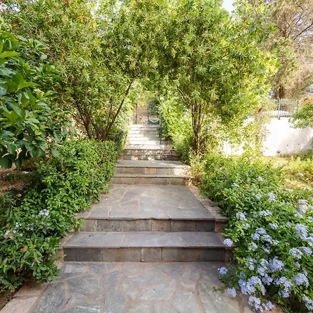 Sissi Luxury Gastouri (Corfu)