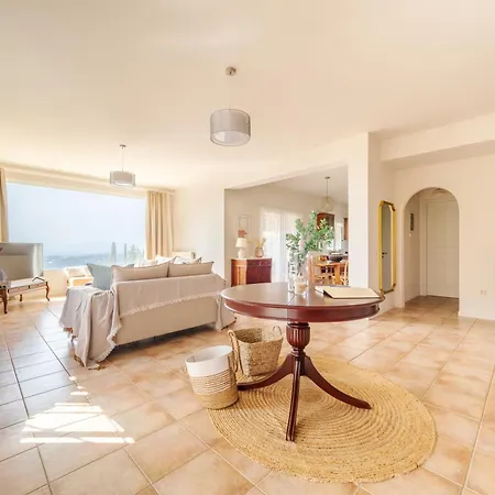 Sissi Luxury Hébergement de vacances Gastouri (Corfu)